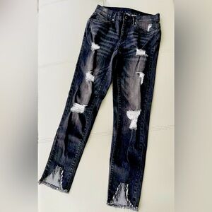 VENUS Black | Charcoal Distressed | Frayed | Slit Hem Skinny Jeans Size 4 NWOT